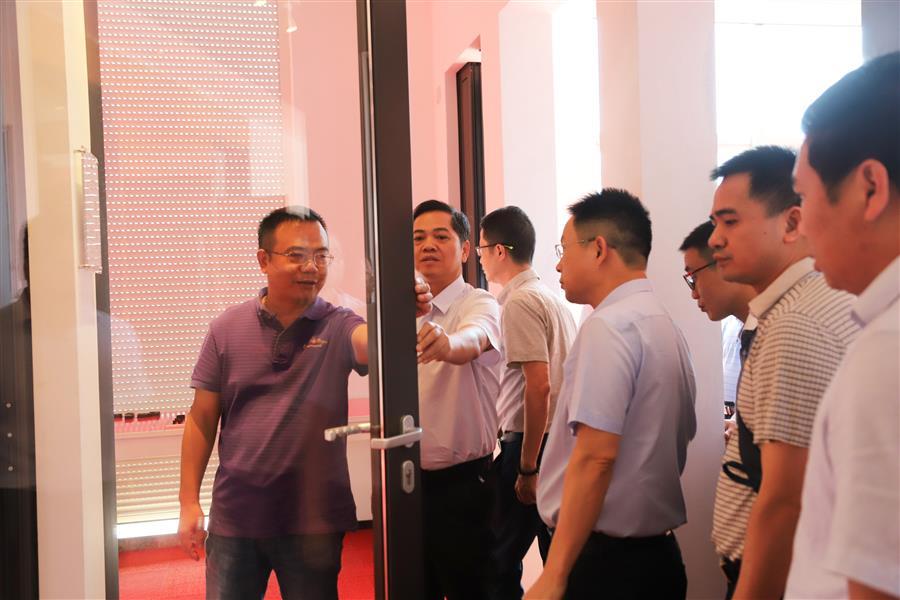 �������ǲ���(�й���½) - �ٷ���վ