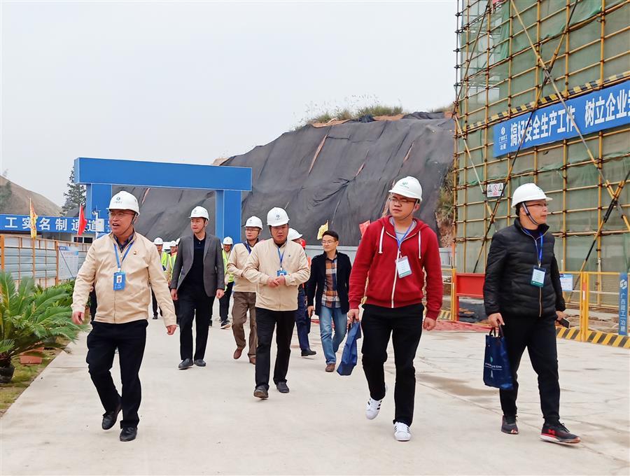 �������ǲ���(�й���½) - �ٷ���վ