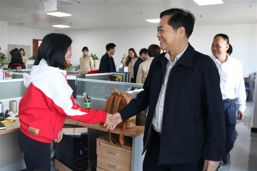 �������ǲ���(�й���½) - �ٷ���վ