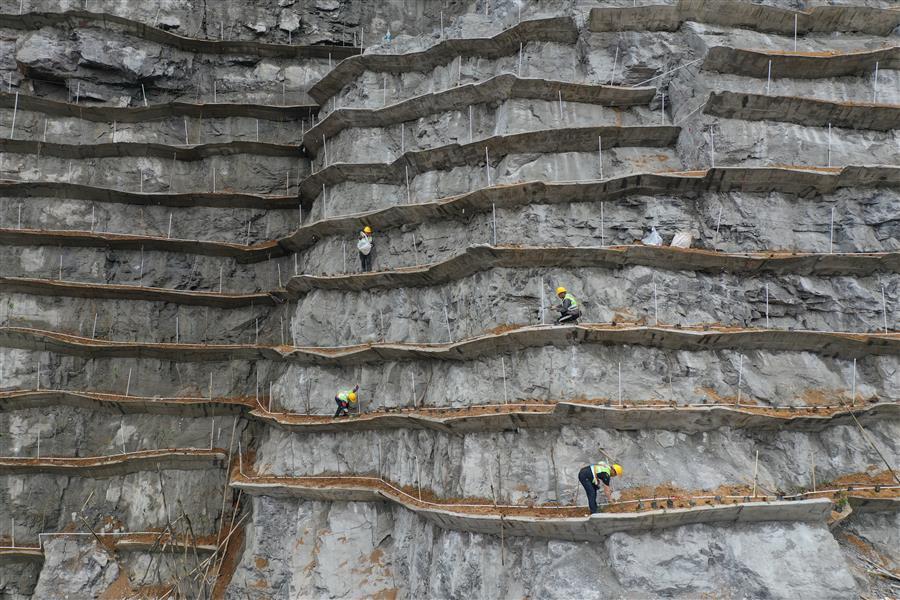 �������ǲ���(�й���½) - �ٷ���վ