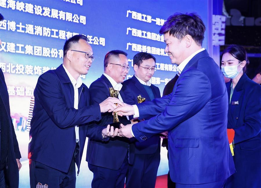 �������ǲ���(�й���½) - �ٷ���վ