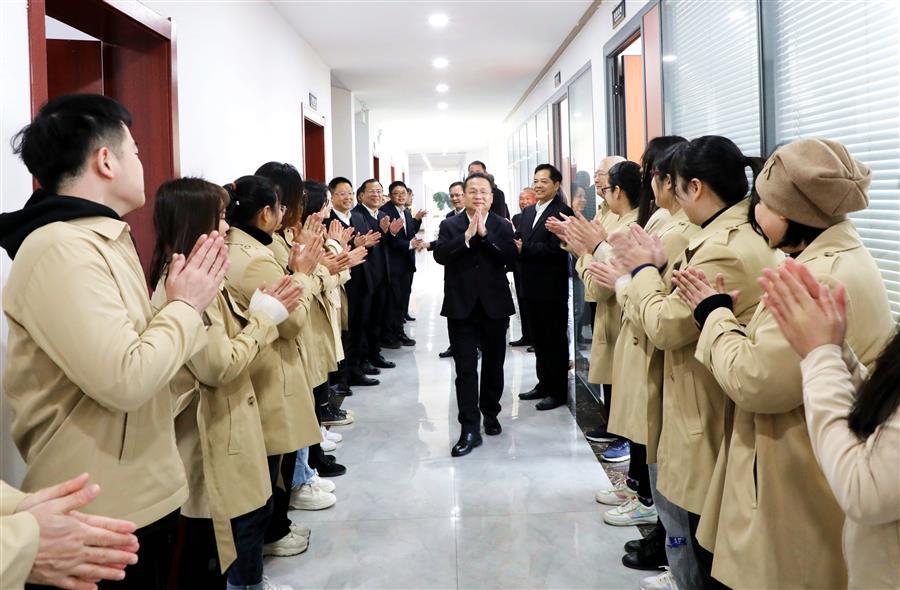 �������ǲ���(�й���½) - �ٷ���վ