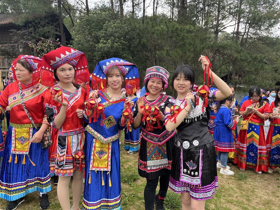 �������ǲ���(�й���½) - �ٷ���վ