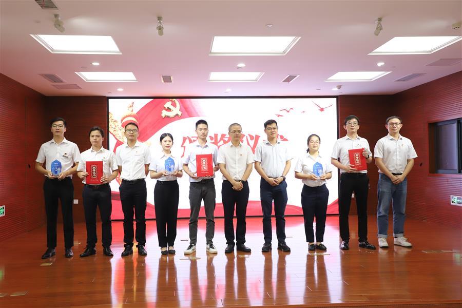 �������ǲ���(�й���½) - �ٷ���վ