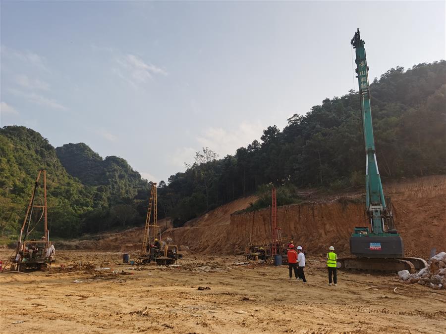 �������ǲ���(�й���½) - �ٷ���վ