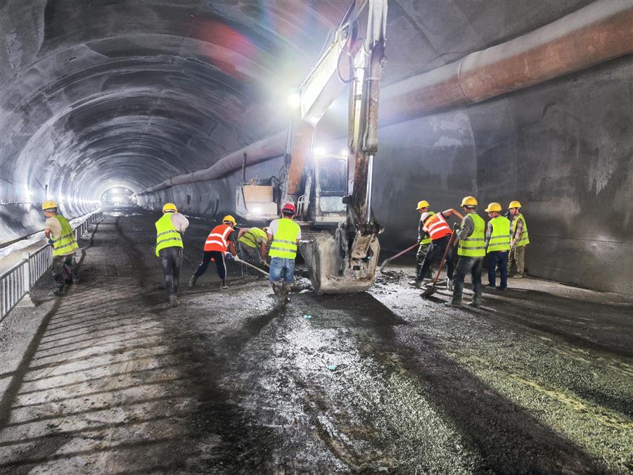 �������ǲ���(�й���½) - �ٷ���վ