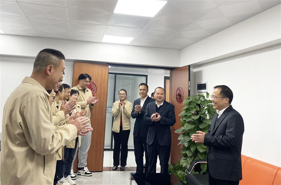 �������ǲ���(�й���½) - �ٷ���վ