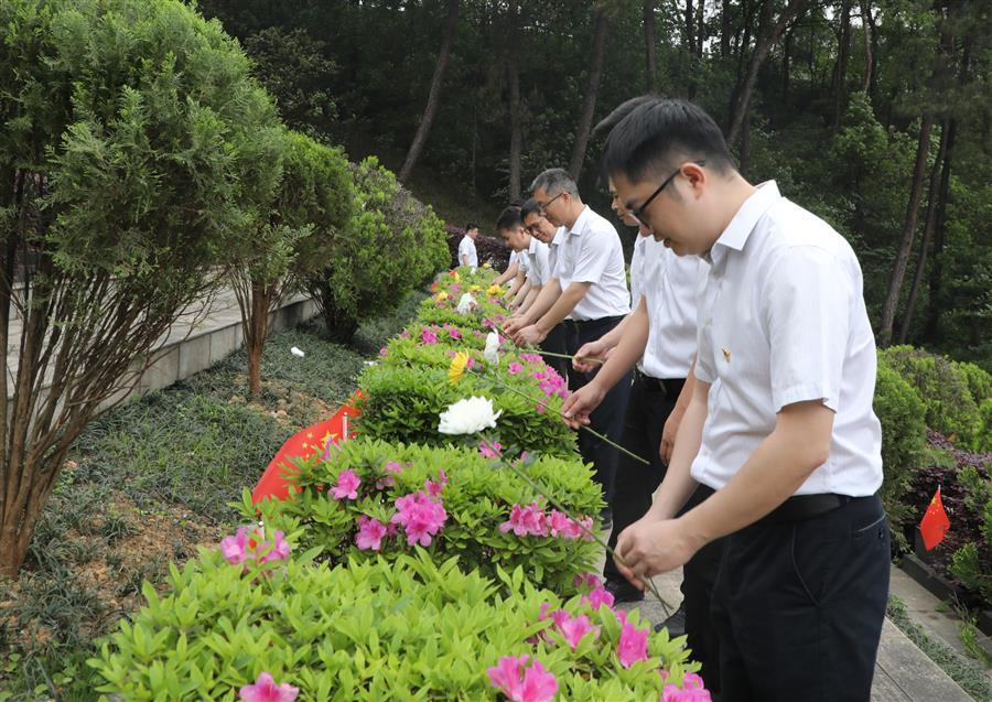 �������ǲ���(�й���½) - �ٷ���վ