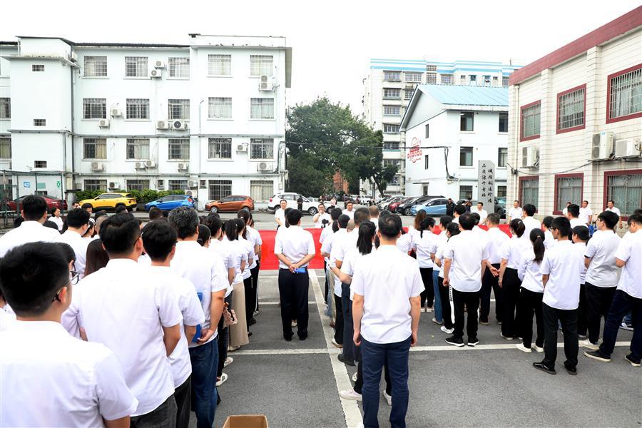 �������ǲ���(�й���½) - �ٷ���վ