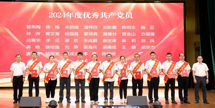 ÈËÉú¾ÍÊDz©¡¤(Öйú´ó½) - ¹Ù·½ÍøÕ¾