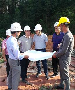 ��������������Ϫ��������ڸ����׵ط�ƶ��ҹ����ֳ��Ӳ�����