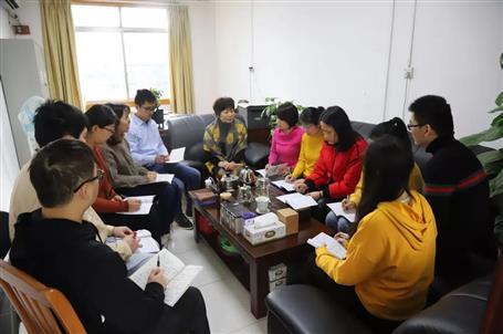 �ʽ��������ģ��ഺ���������ʣ�