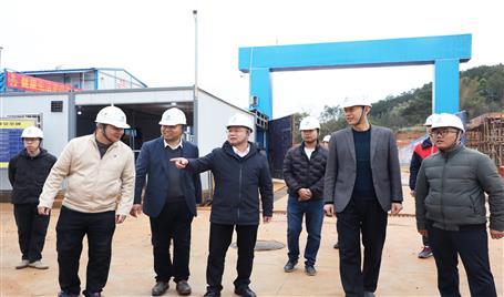 ���񻪴��ӵ���Ŀ��չ��һ�����������������ۺϴ���