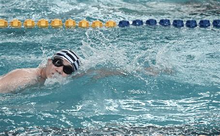 ����һ�ģ���˾Ա����Ӿ�����ֳɾٰ�