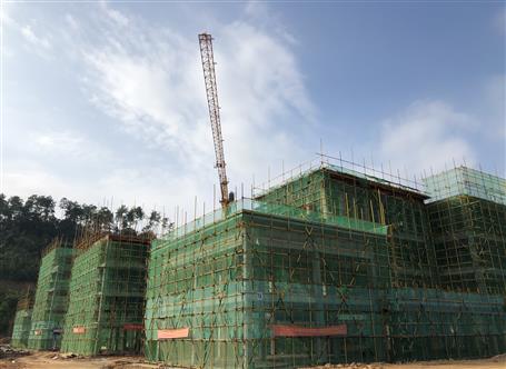 ���ֹ�˾�н��İ�����ǿ�Ƹ���䶾����ҵ�񷿶��幤��˳���ⶥ