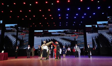 ���ݵڶ��조��ҫ���ǡ���Ա����������ұ����˾��Ʒ������������չ��